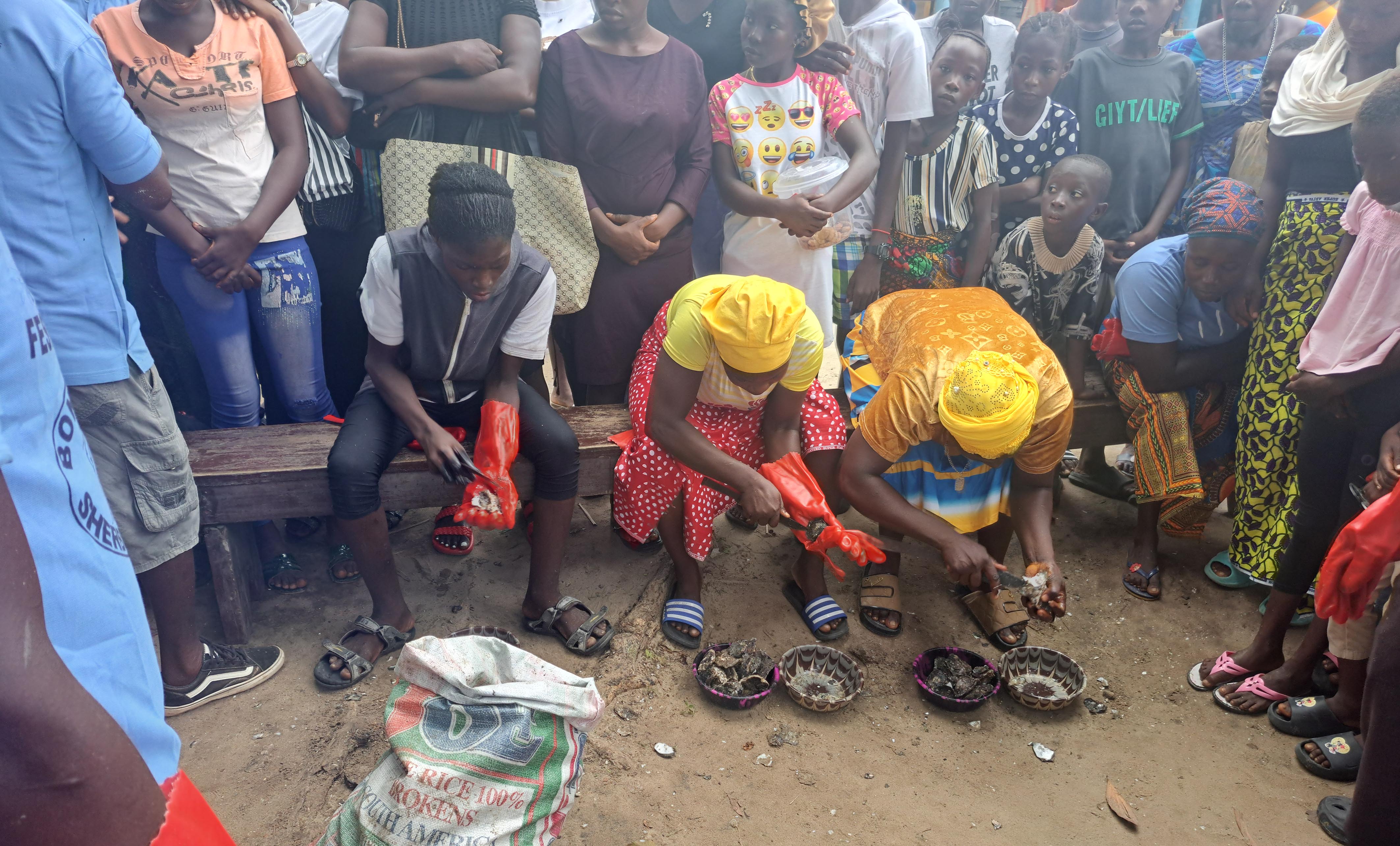 oyster shucking competition