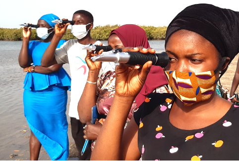 TRY Oyster youth experience the use of an optical salinometer for the first time